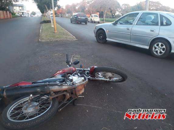 Mulher fica ferida em acidente na Avenida Santa Rosa