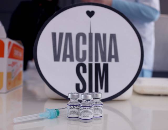 Cosems orienta municípios a manter vacinação de adolescentes contra Covid