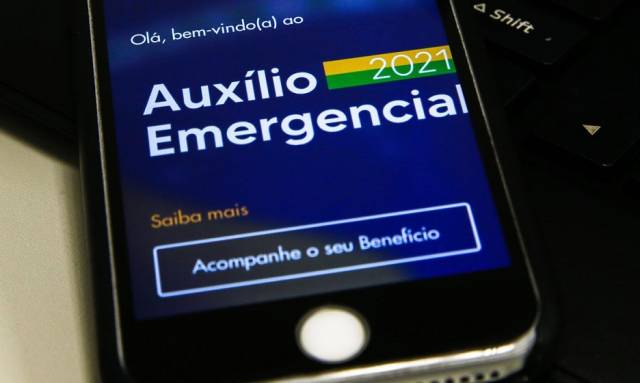Caixa começa a pagar 6ª parcela do auxílio emergencial 2021