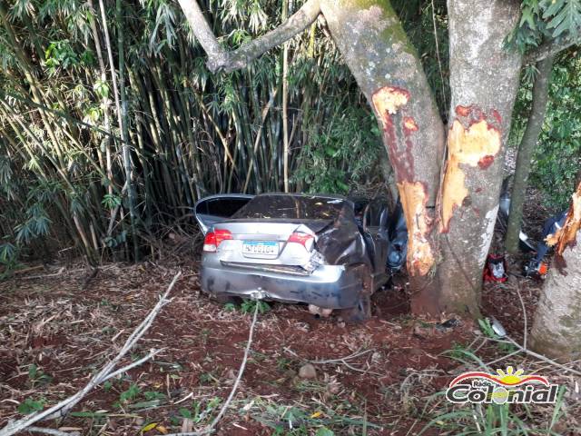 Casal e criança ficam feridos em grave acidente na RS 342 em Três de Maio