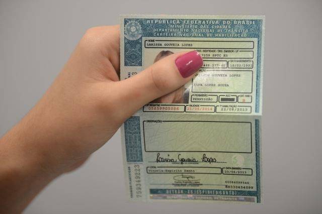 CNHs vencidas em dezembro de 2020 devem ser regularizadas até 31 de dezembro