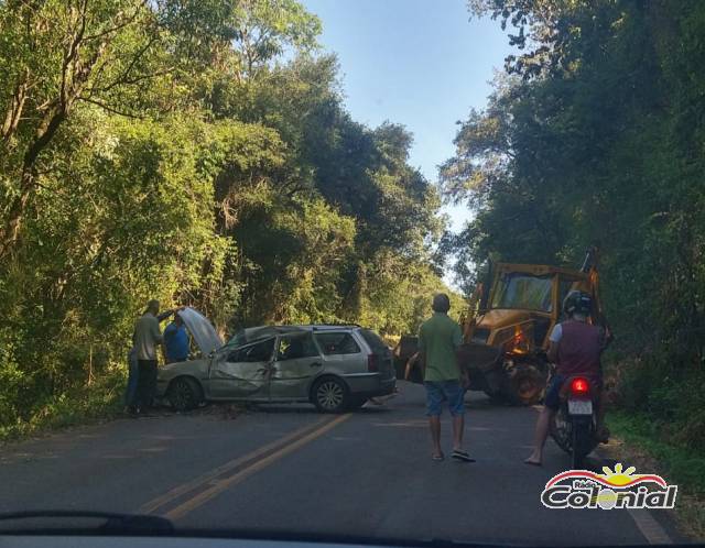 Veículo sai da pista na VRS 9115 em São José do Inhacorá