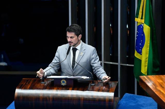 Senado aprova MP que facilita compra de casa própria por policiais