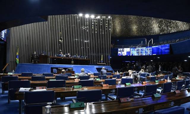 Aprovada ampliação da atenção à mulher na prevenção ao câncer pelo SUS