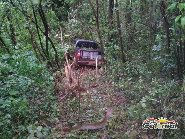 Guarnição da ''Operação Hórus/BM'' apreende caminhonete com defensivos contrabandeados, em Três de Maio