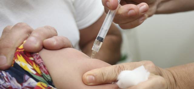 Três de Maio vacina contra Covid, gripe e sarampo no sábado