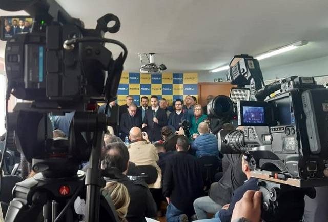 Eduardo Leite volta atrás e anuncia pré-candidatura ao governo do RS