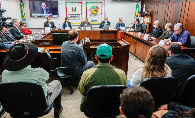 Audiência cobra ampliação de equipes para destravar programa de crédito fundiário