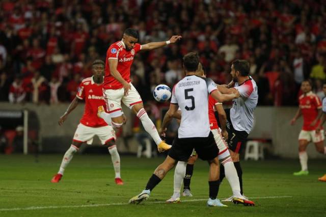 Frustração no Beira-Rio: Inter perde nos pênaltis para o Melgar e dá adeus à Sul-Americana