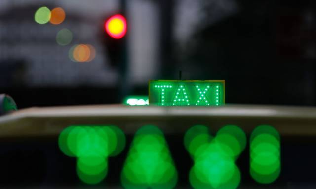 Prefeituras cadastraram 325 mil taxistas para receber o Bem-Taxista