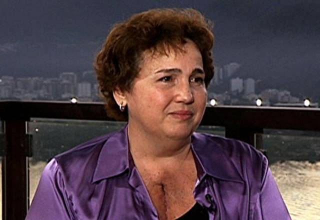 Morre a atriz Claudia Jimenez, aos 63 anos