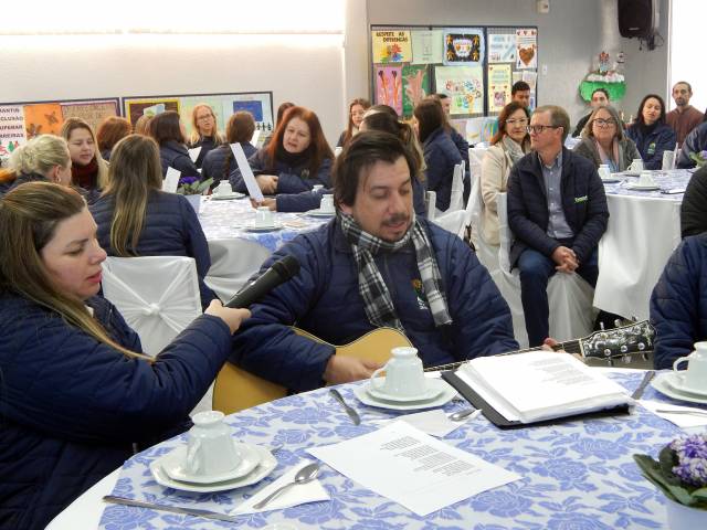 Café com convidados marca a abertura da Semana Nacional da Pessoa com Deficiência Intelectual e Múltipla na Apae