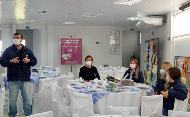 Apae de Três de Maio promove encontro com as secretarias de saúde dos municípios atendidos pelo CER II