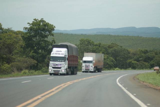Sancionada lei de apoio à renovação da frota de caminhões e ônibus