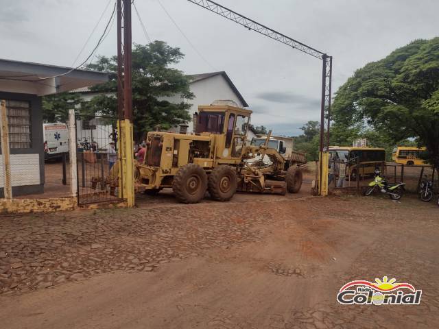 Funcionários da Sec. de Obras de Três de Maio fazem manifesto, mas chegam a entendimento com o Prefeito Corso