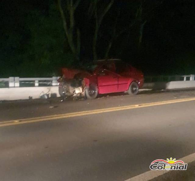 Homem morre após bater automóvel contra um trator em cima de uma ponte, em Boa Vista do Buricá