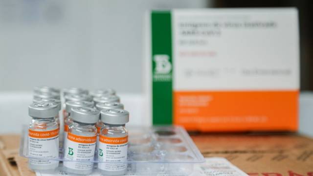 RS recebe 29.180 doses de Coronavac para vacinar crianças de 3 e 4 anos