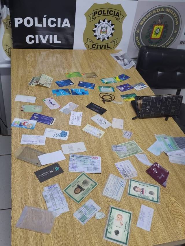 Polícia Civil e Brigada Militar identificam autor de furto no Centro de Três de Maio, e recuperam objetos furtados