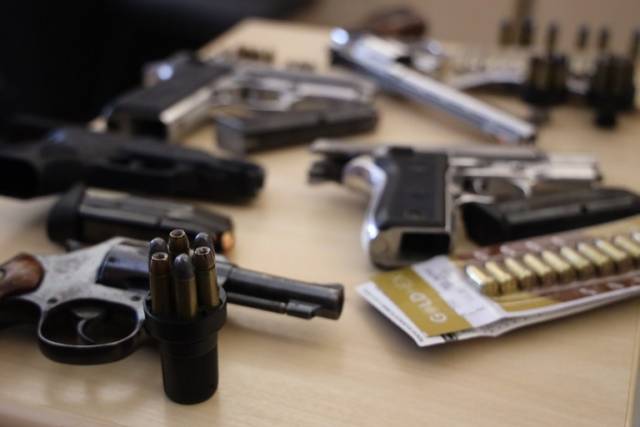 Governo estende recadastramento de armas até 3 de maio