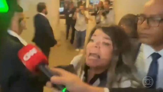 Jornalistas são agredidos por seguranças durante cúpula sul-americana