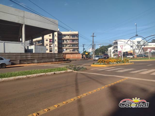 Idoso é atropelado na faixa de pedestres no Centro de Três de Maio