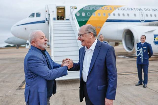 Lula faz primeira viagem do terceiro mandato ao RS nesta sexta