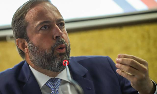 Ministério pedirá investigação da PF e da Abin sobre interrupção de energia