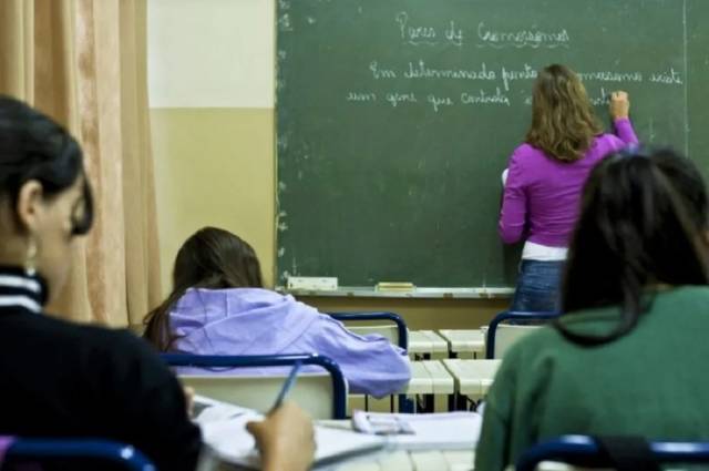 Segundo período de pré-matrículas da Rede Estadual oferta EJA até 17 de janeiro