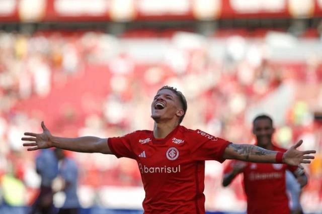 Com show de Lucca, Inter vence o Caxias no Beira-Rio