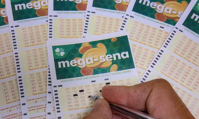 Mega-Sena acumula e prêmio vai a R$ 110 milhões