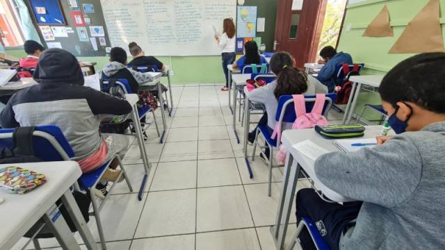 Aulas nas escolas da 17ª CRE de Santa Rosa serão retomadas nesta terça