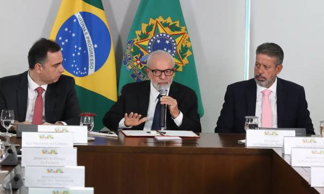Lula envia projeto para agilizar liberação de recursos para o RS