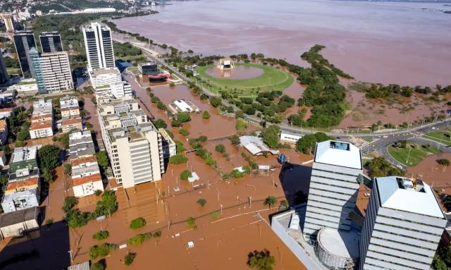 Número de mortos no RS sobe para 13