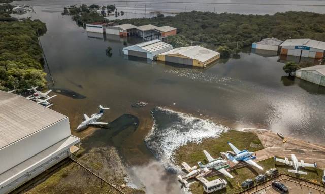 Aeroporto Salgado Filho pode reabrir somente em dezembro