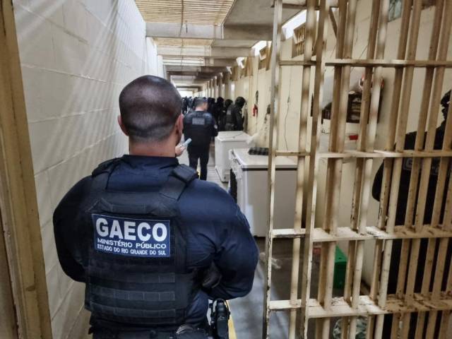 MP faz buscas na Penitenciária Modulada de Ijuí