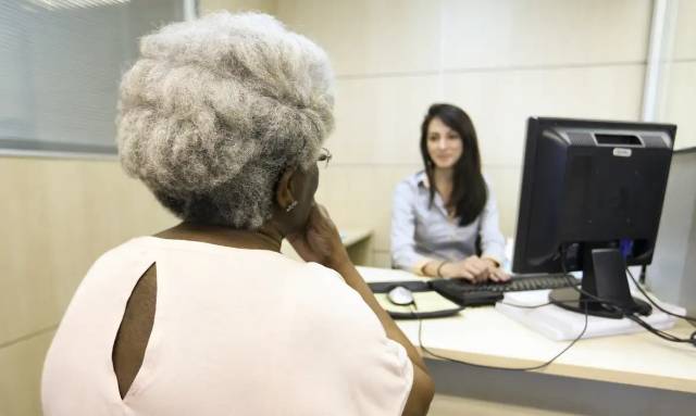 Governo anuncia novos prazos para atualizar cadastro do BPC