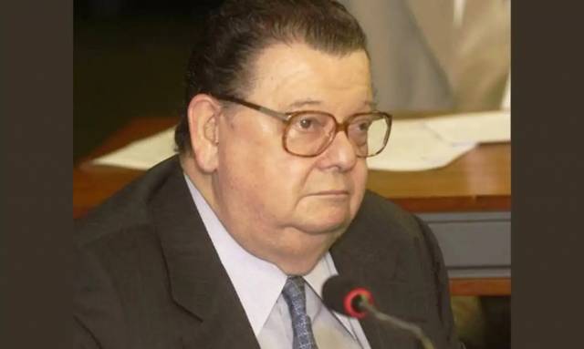 Delfim Netto morre aos 96 anos