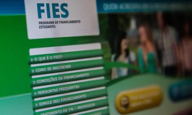 Prazo para adesão ao Desenrola Fies é prorrogado até 31 de dezembro