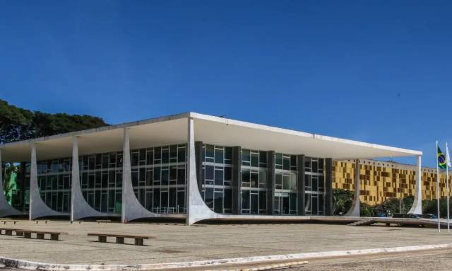 Por unanimidade, 1ª Turma do Supremo confirma bloqueio do X no Brasil