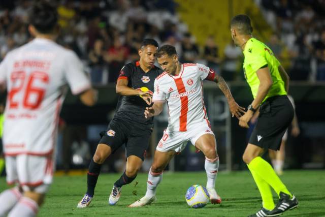 Inter empata em Bragança e chega a sete jogos de invencibilidade no Brasileirão