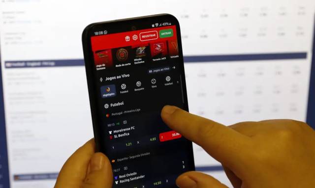 Governo cria GT para evitar uso do Bolsa Família com apostas online