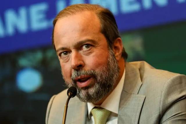 Brasil não adotará horário de verão neste ano