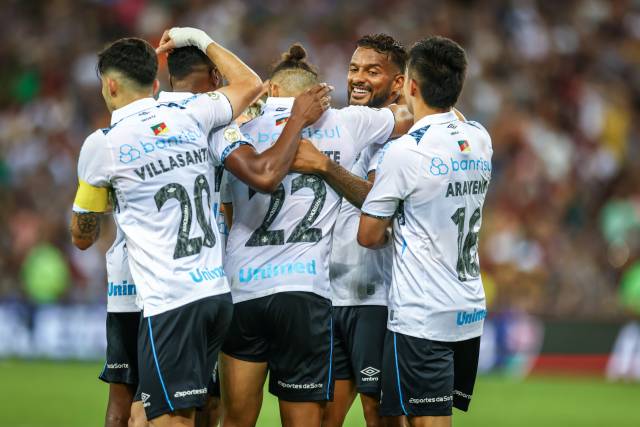 Grêmio garante ponto contra o Fluminense no Maracanã