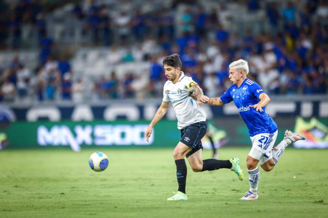 Grêmio empata com o Cruzeiro no Mineirão