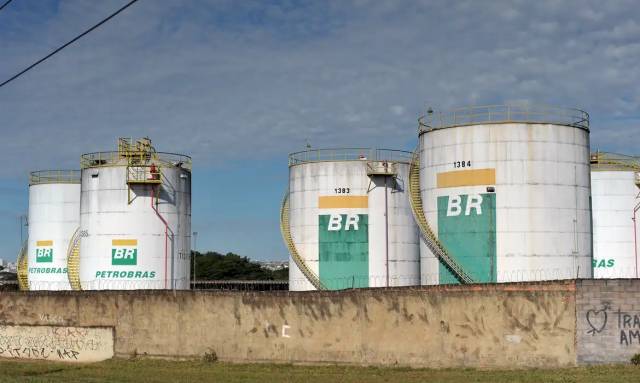 Diesel fica mais caro a partir de amanhã