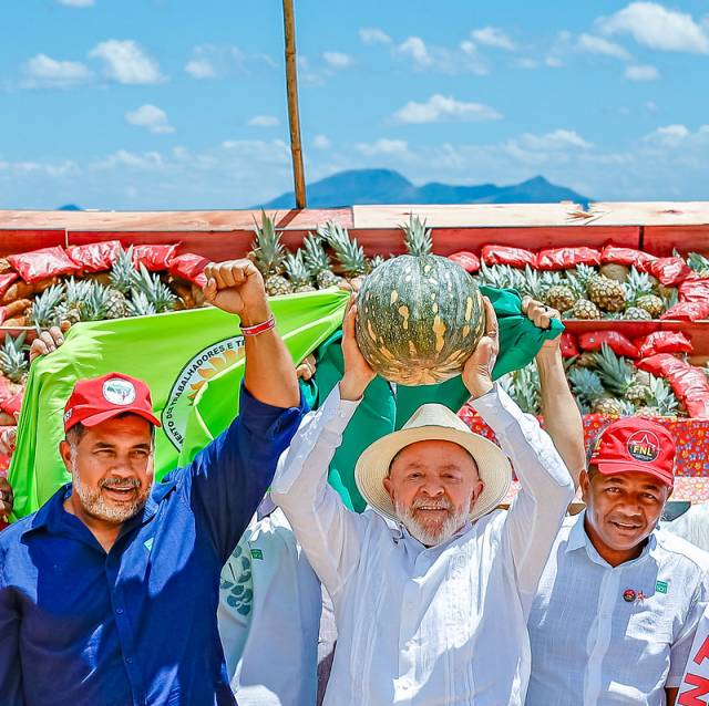 Lula cogita medidas drásticas para conter alta dos alimentos