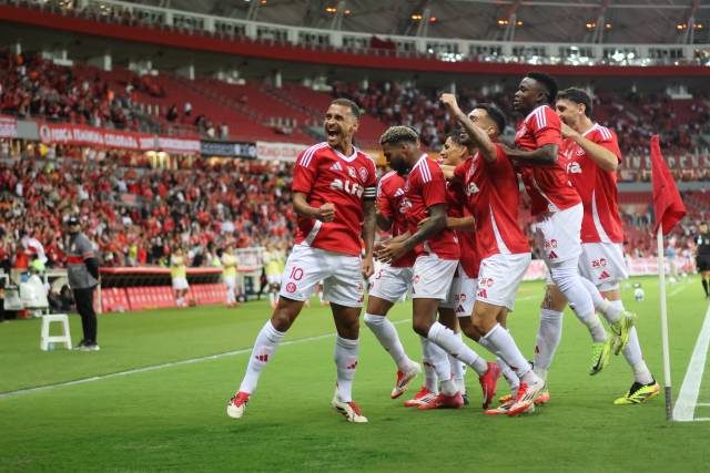 Inter vence o Cruzeiro por 3x0 pelo Brasileirão