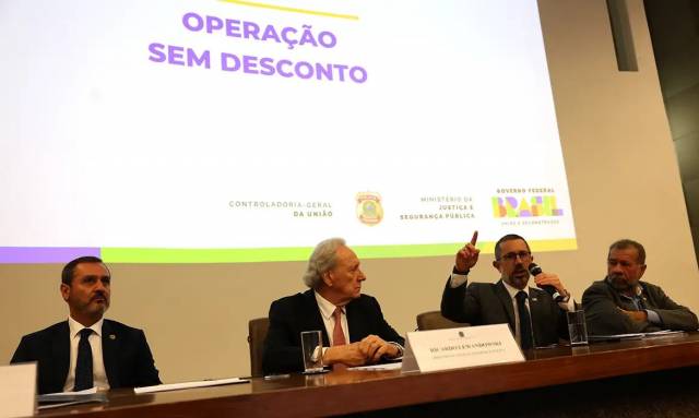 Cinco dirigentes do INSS são afastados por suspeita de irregularidades