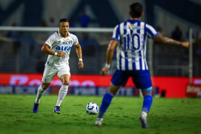 Grêmio leva virada do CSA no fim da partida