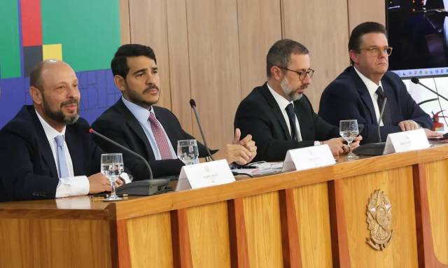 Aposentados podem indicar descontos indevidos a partir do dia 14